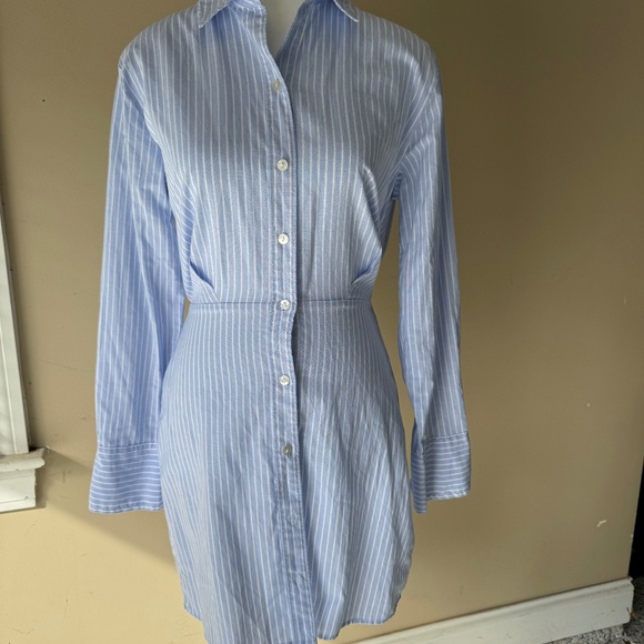 Abercrombie & Fitch Dresses & Skirts - Abercrombie Spring Button Down Dress